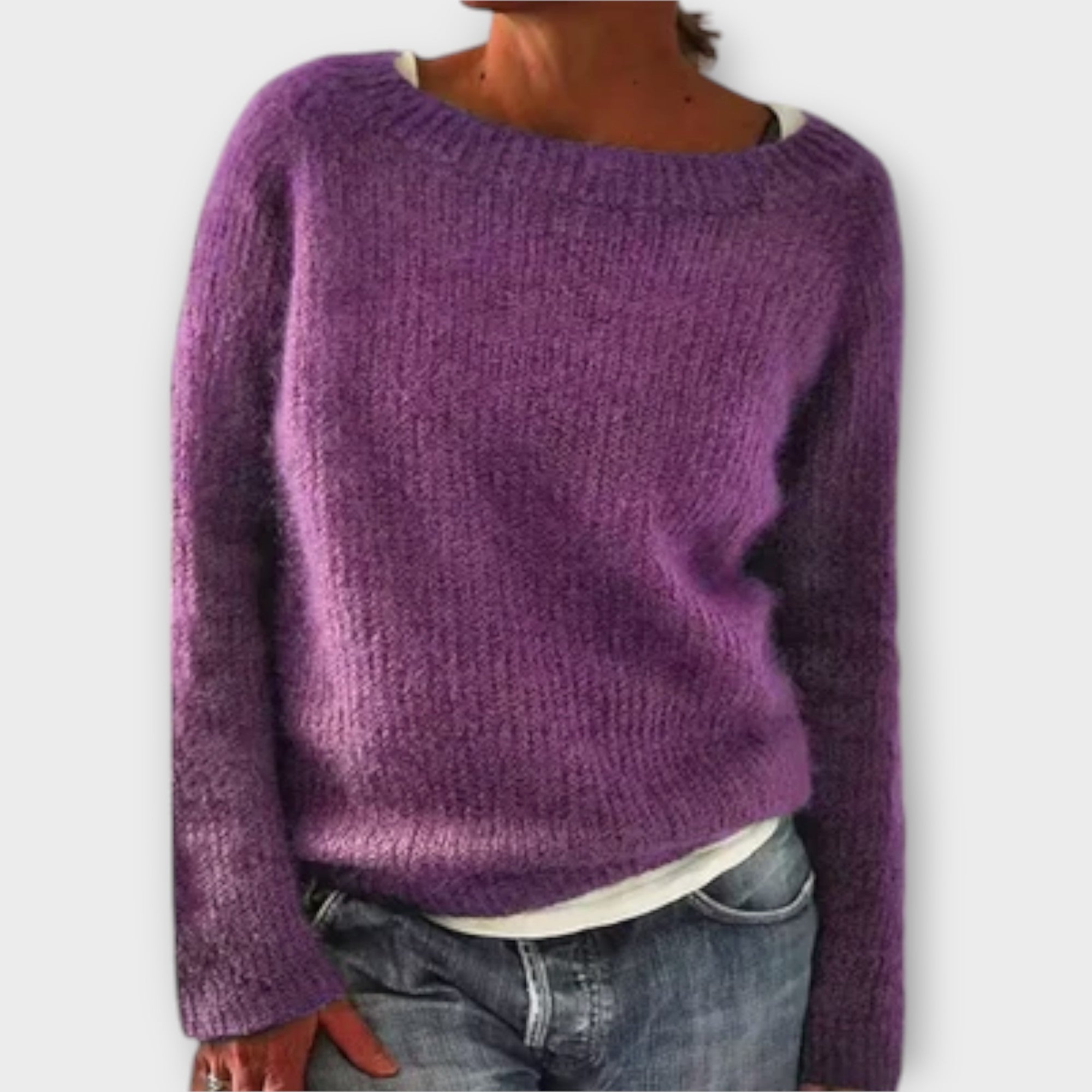 Nika Toplina Sweater – warm & versatile