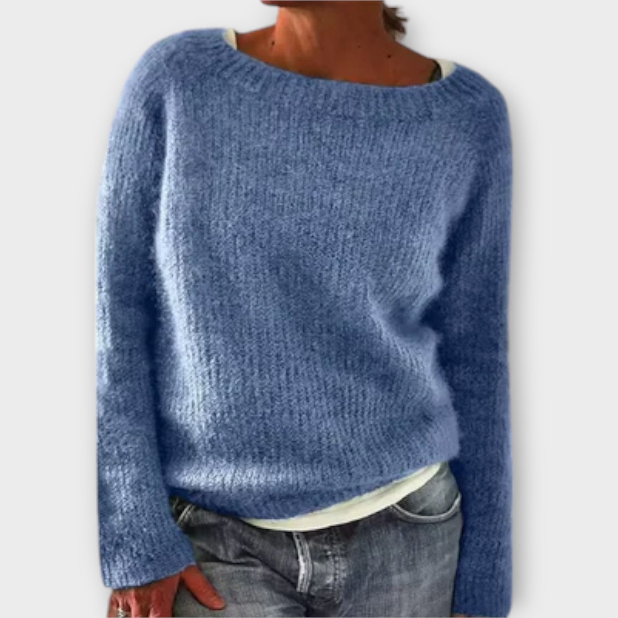 Nika Toplina Sweater – warm & versatile