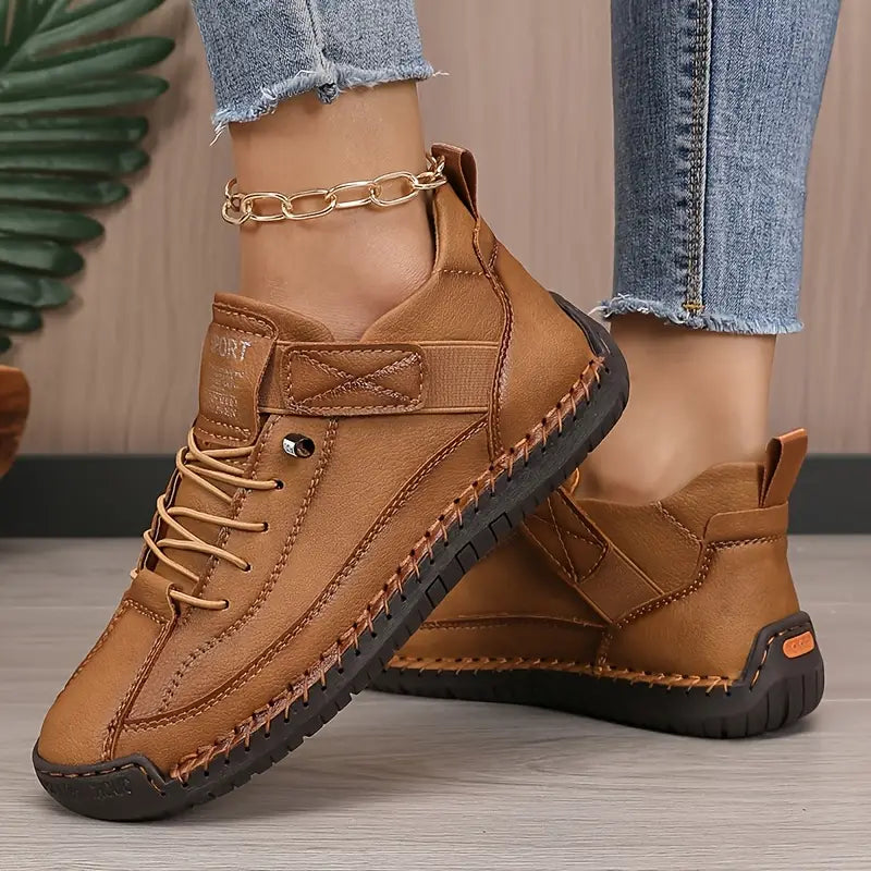 Maja Korak Sneakers – orthopedic & lightweight