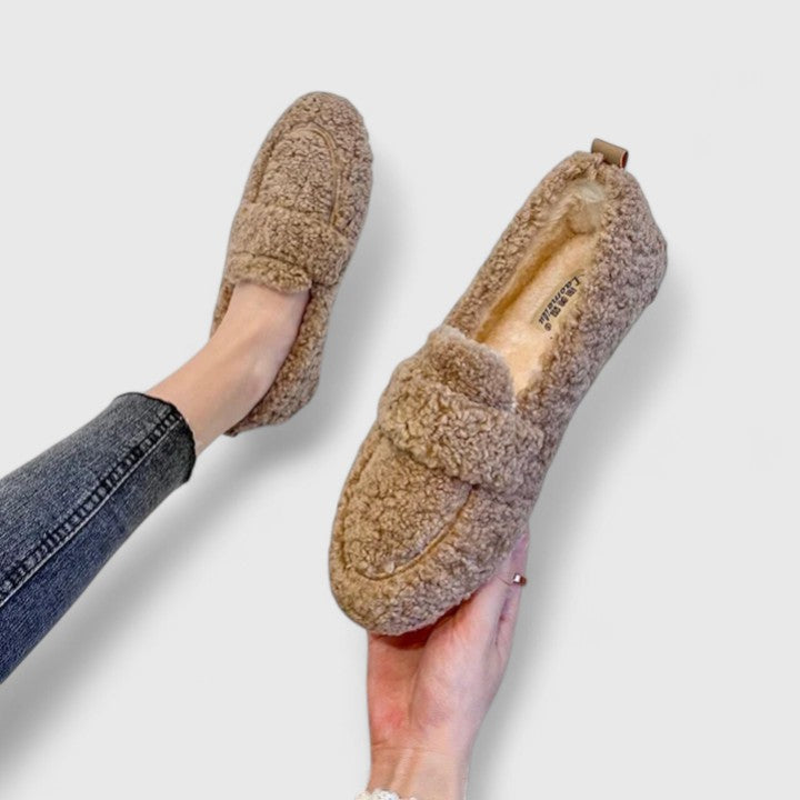 Anja Toplina slippers – warm and elegant