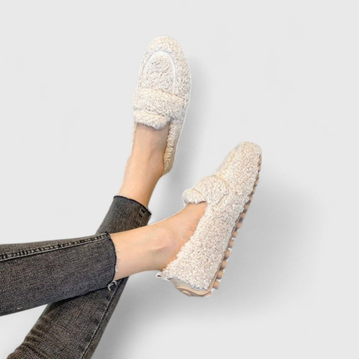 Anja Toplina slippers – warm and elegant