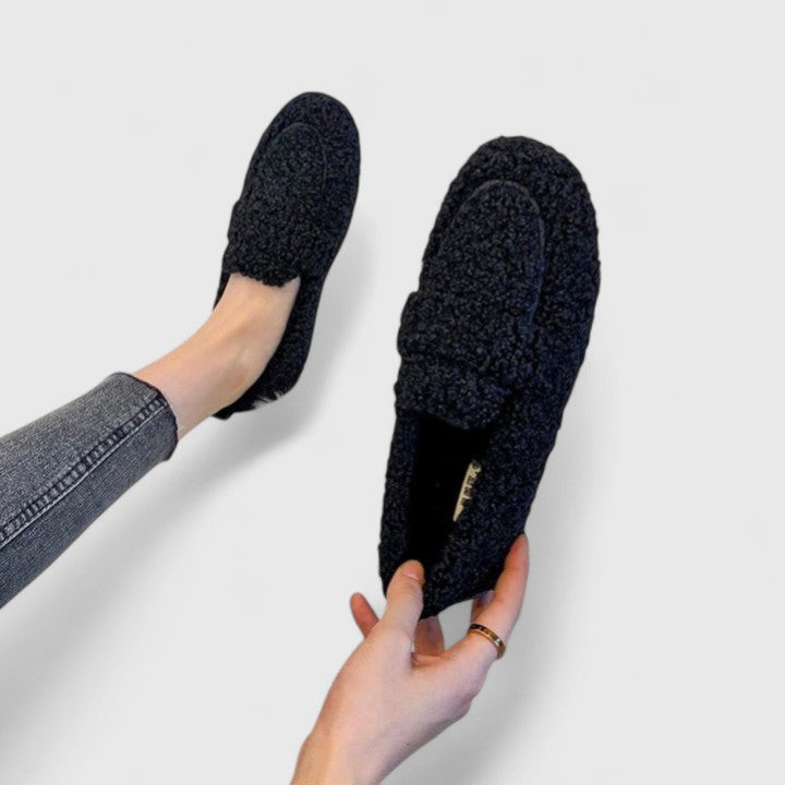 Anja Toplina slippers – warm and elegant