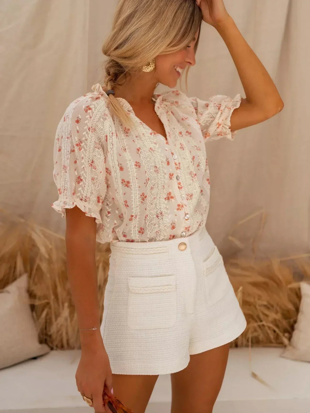 Lucía Flor Blouse – floral &amp; airy