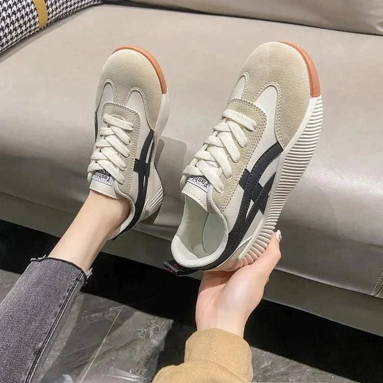 Ana Korak Sneakers – sturdy & comfortable