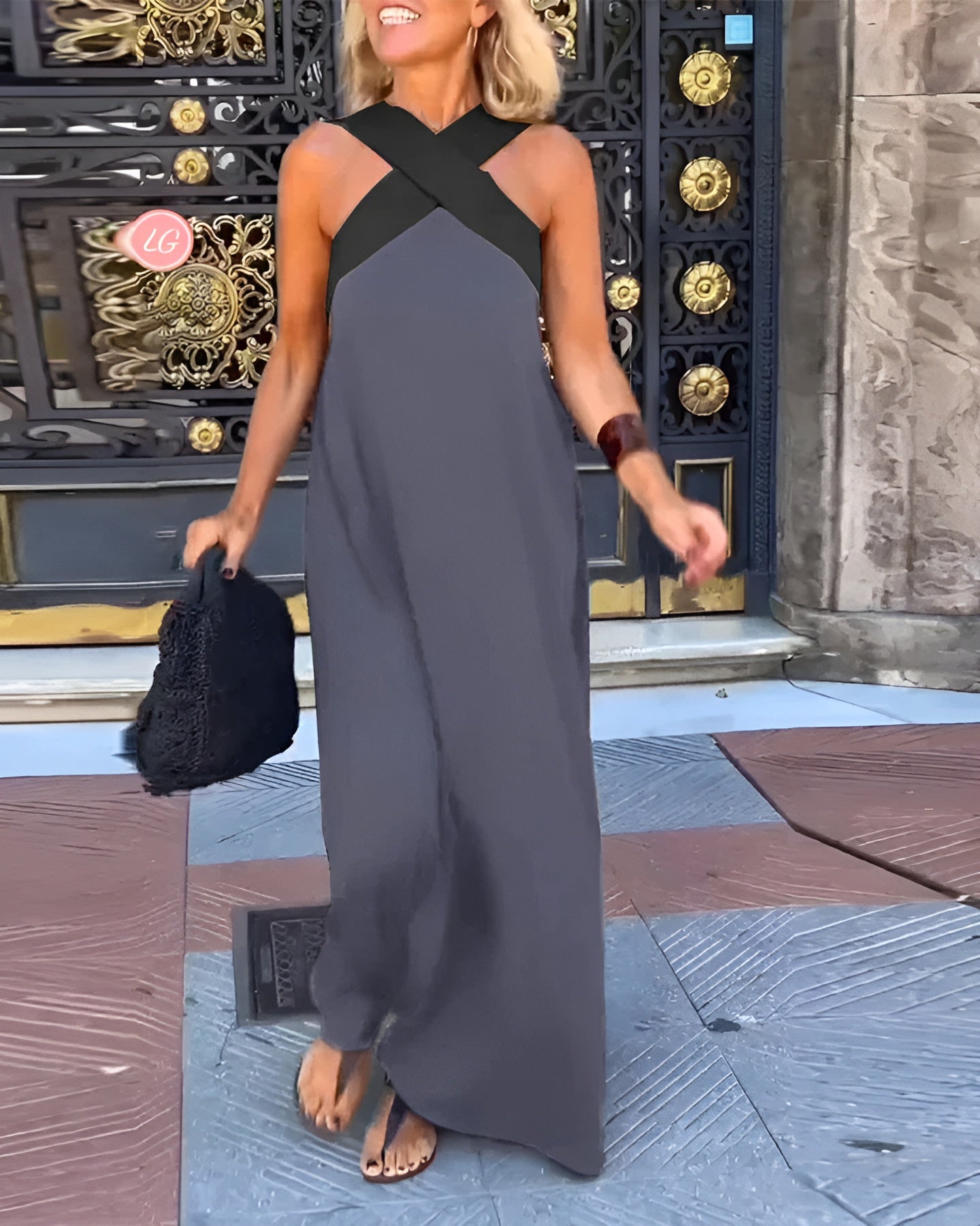 Anaïs Croix Kleid – Crossover-Design &amp; freie Passform
