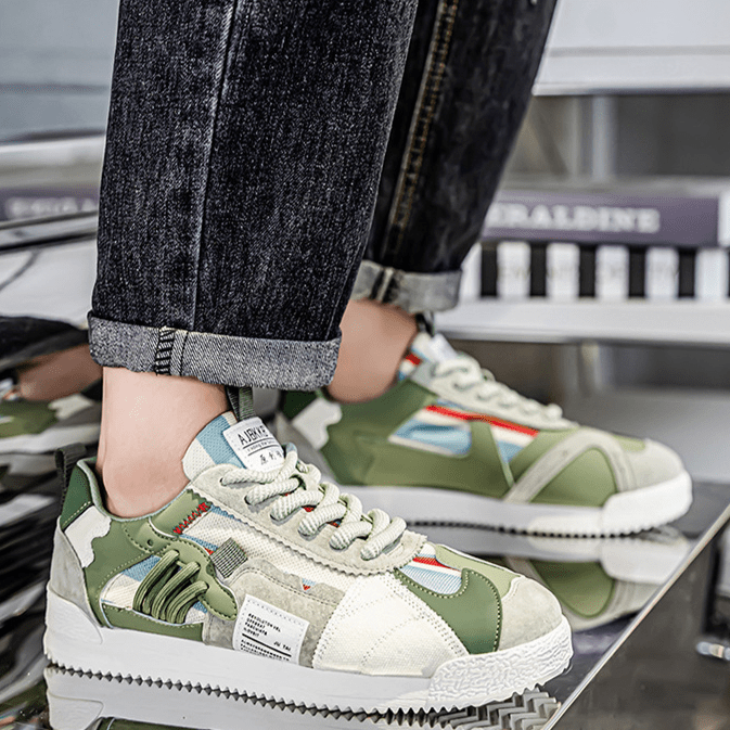 Maja Retro Step Sneakers – limited edition & colorful