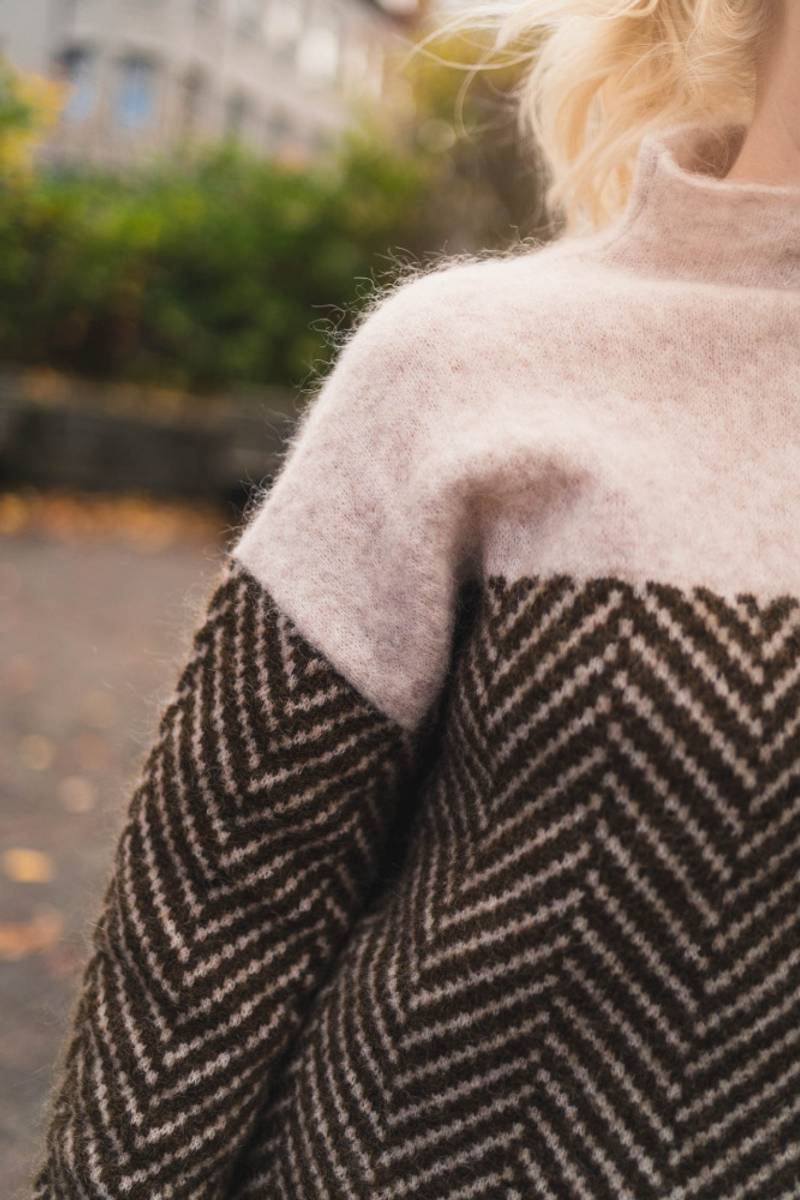 Avery Monroe Sweater – luxe & cozy